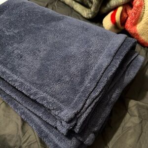 Super soft plush blanket